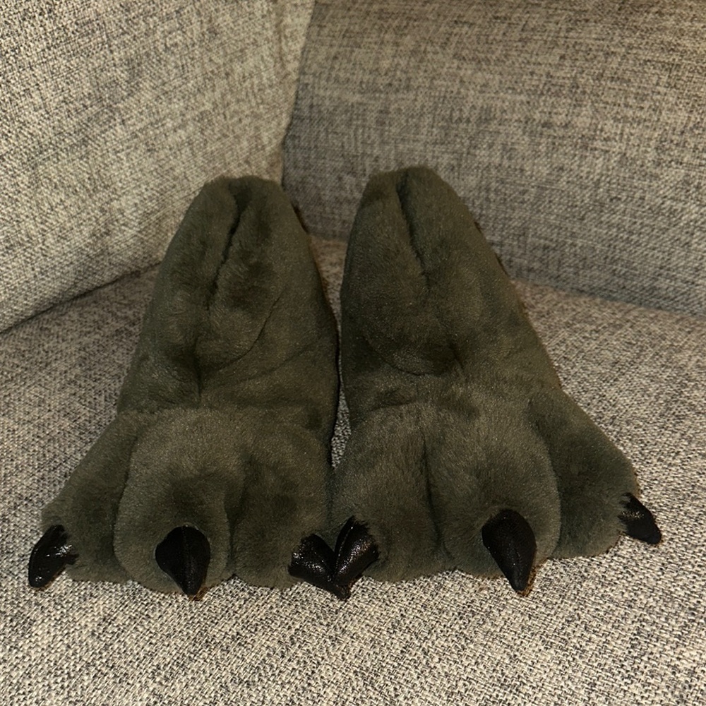 Plush Green Monster Paw Slippers